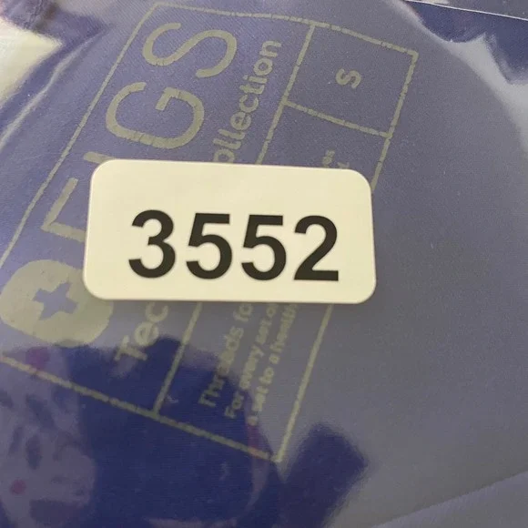 FIGS Technical Collection Royal Blue‎ V-Neck Scrub Top Women's Size S - Picture 8 of 8